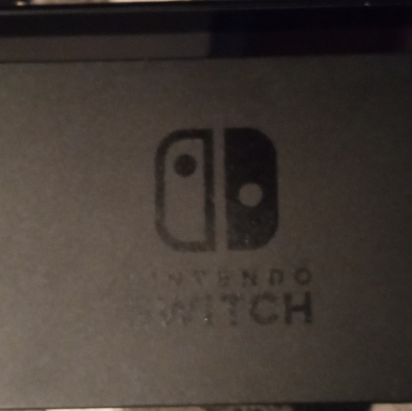 Nintendo Switch 7"- OLED - Neon Red and Blue Joy-Con edition - Picture 7 of 7